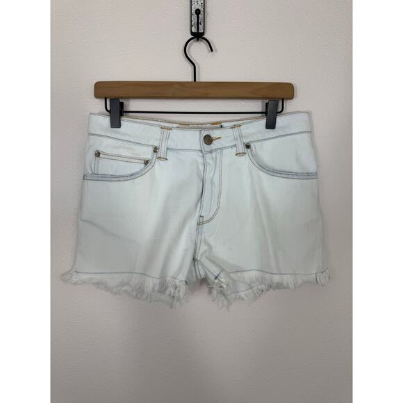 Golden Goose Zoey Light Bleached Denim Shorts Size 27 NWT Frayed Hem Casualcore - Picture 1 of 6